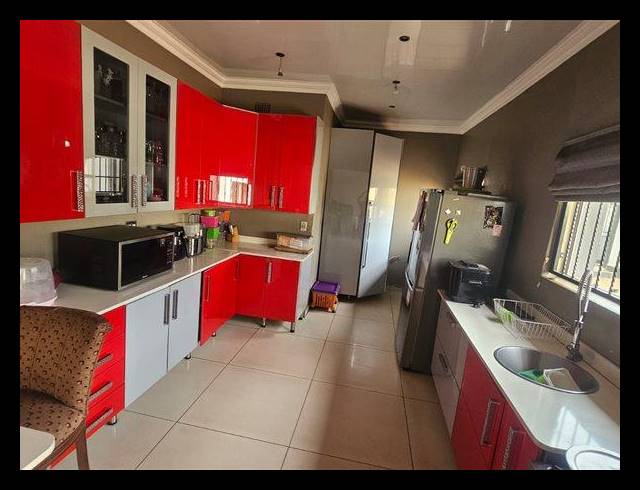 3 BEDROOM HOUSE FOR SALE IN NORTHMEAD